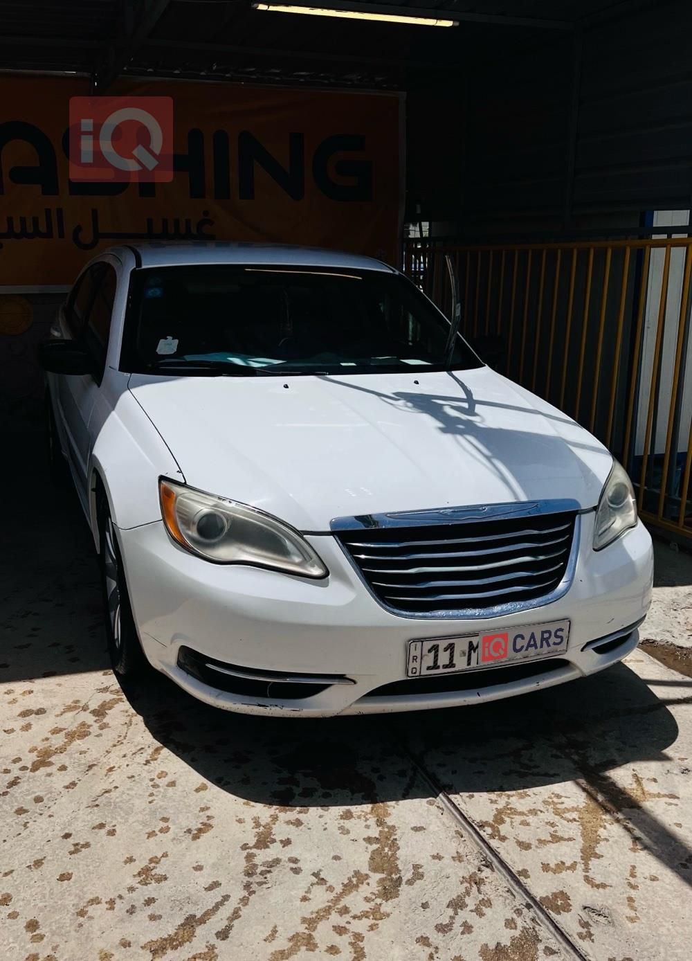 Chrysler 200